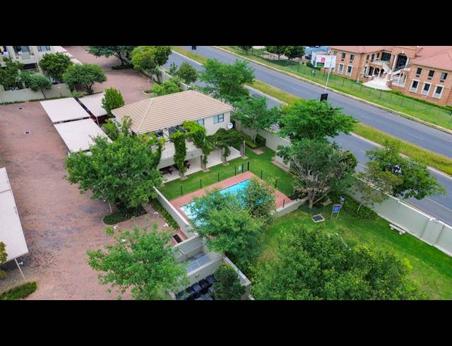 1 BEDROOM APARTMENT FOR SALE IN BRYANSTON